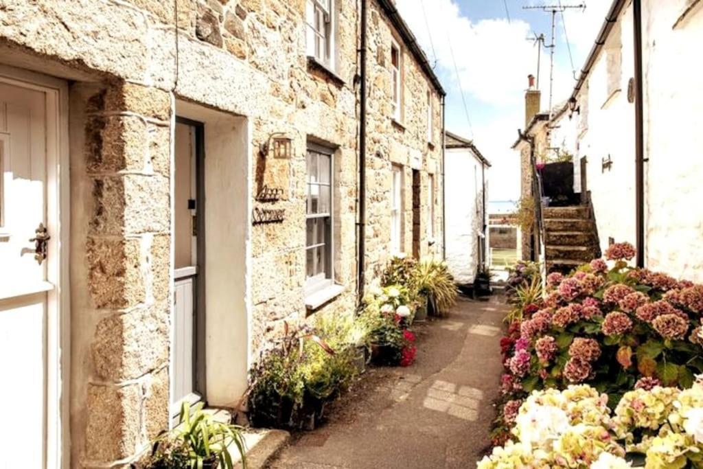 Abbey Cottage, Close To Mousehole Harbour Exterior foto